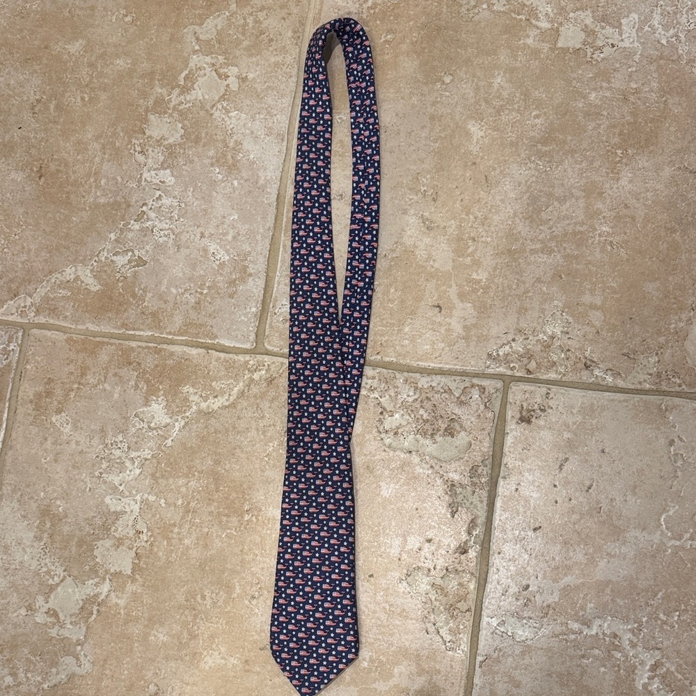 Youth vineyard vines Tie